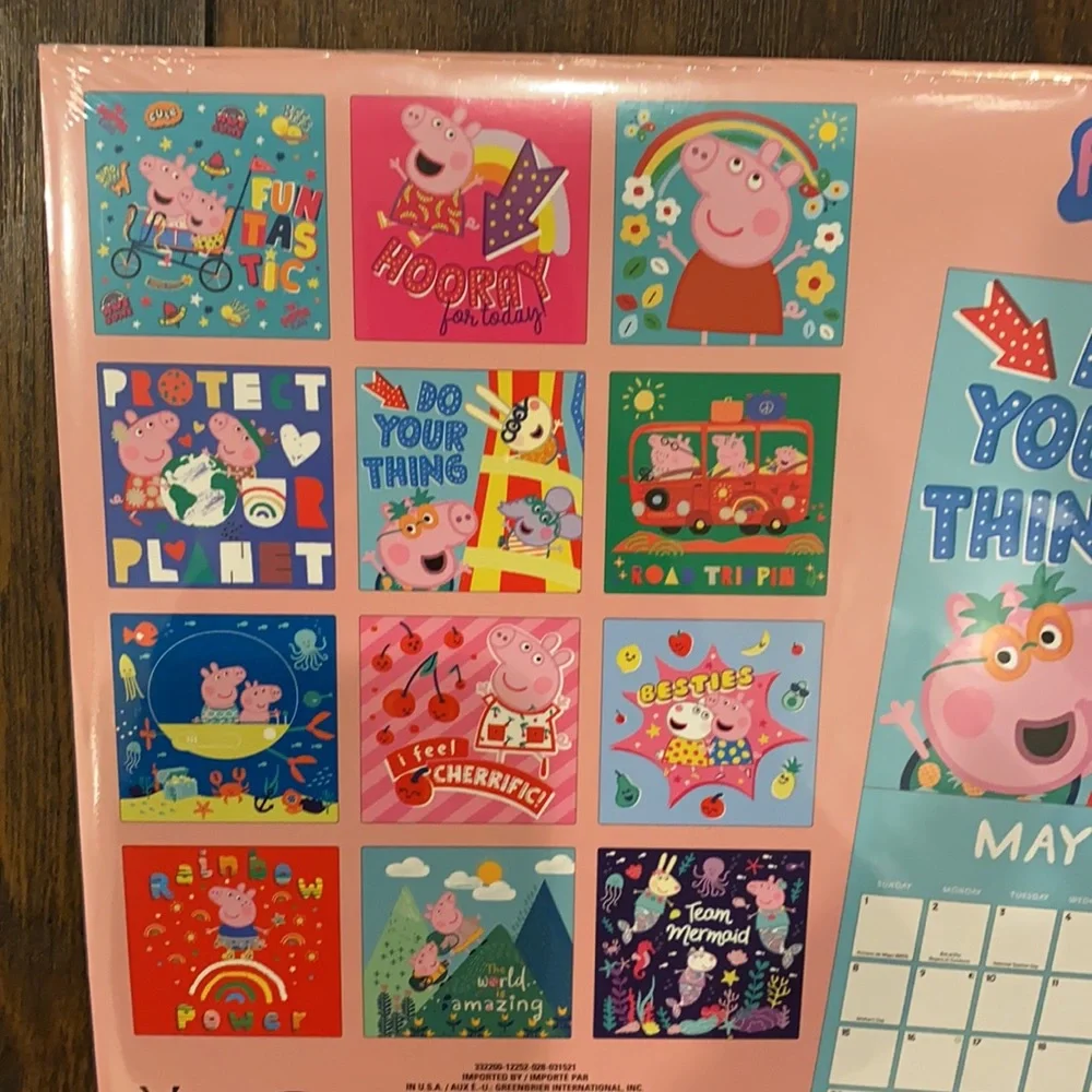 Peppa🐽Pig  2022 16-Month Wall Calendar